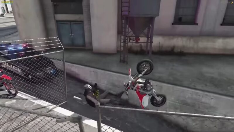 Steal It from an NPC - Sanchez dirt bike